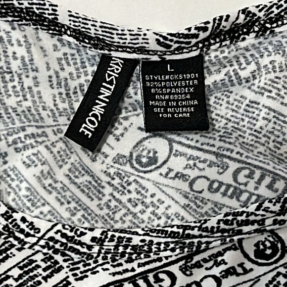 Kristin Nicole Newspaper Print Ruched Drawstring Side T-Shirt - Picture 3 of 3